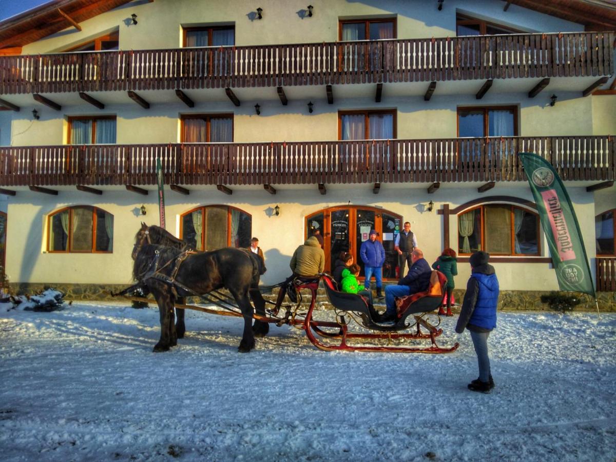 Complex Panicel Rîşnov Exterior foto