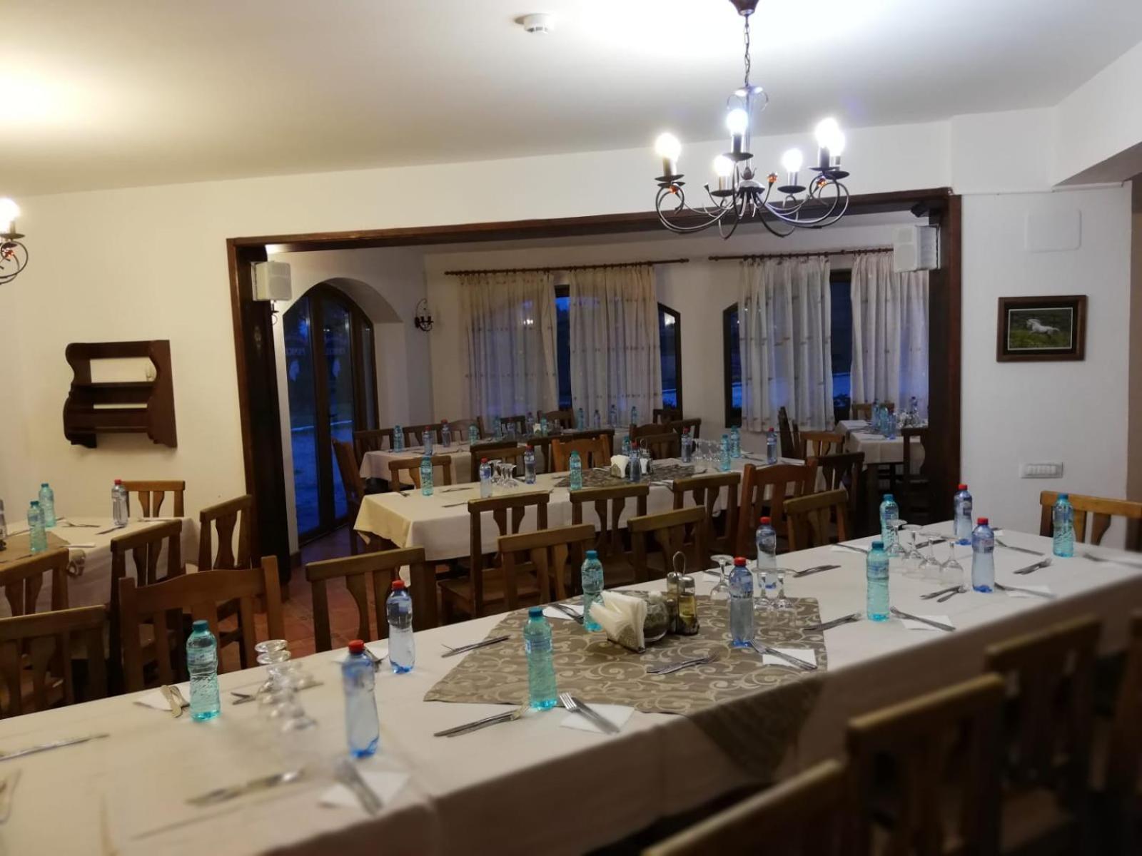 Complex Panicel Rîşnov Exterior foto